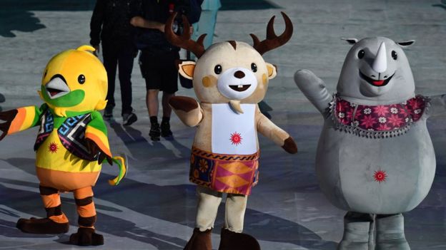 ANTARA/WIDODO S JUSUF Tiga maskot Asian Games 2018. ANTARA/WIDODO S JUSUF Tiga maskot Asian Games 2018.