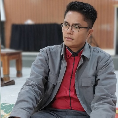 Jemaat Kaya Haus Pujian? Pendetapun Ikut Menikmati?