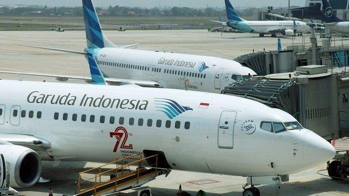 pesawat maskapai garuda indonesia 001