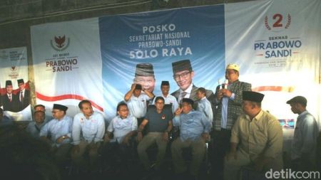Sandiaga Uno Resmikan Posko Seknas di Dekat Rumah Jokowi